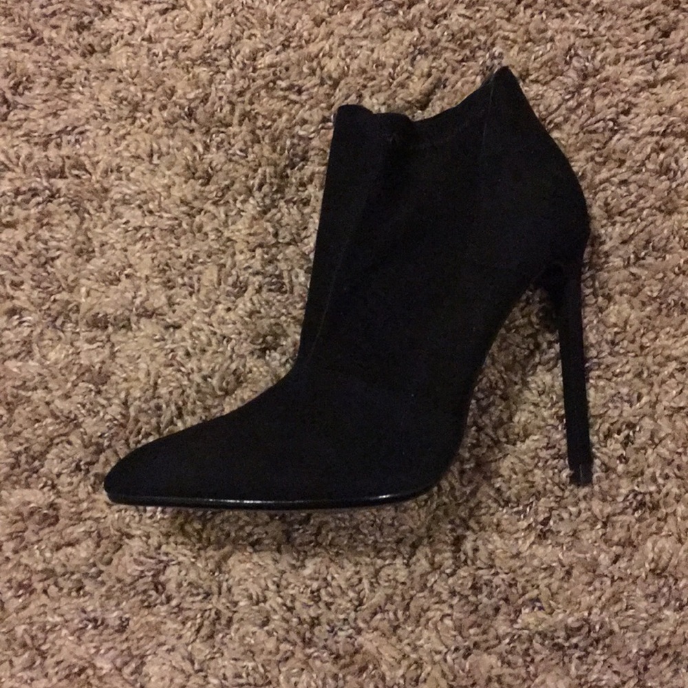 Black suede Zara booties- new with tags